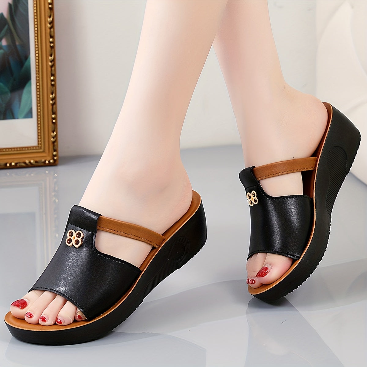 Orthea | Lightweight Wedge Sandals