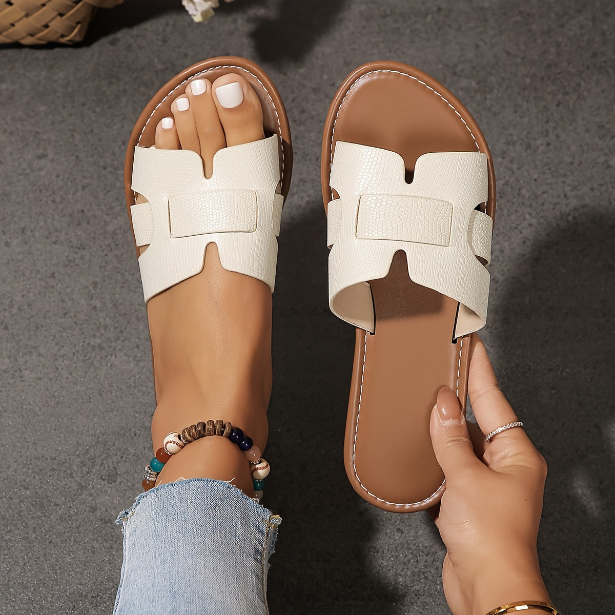 Walkea | Women's Flat Sandals