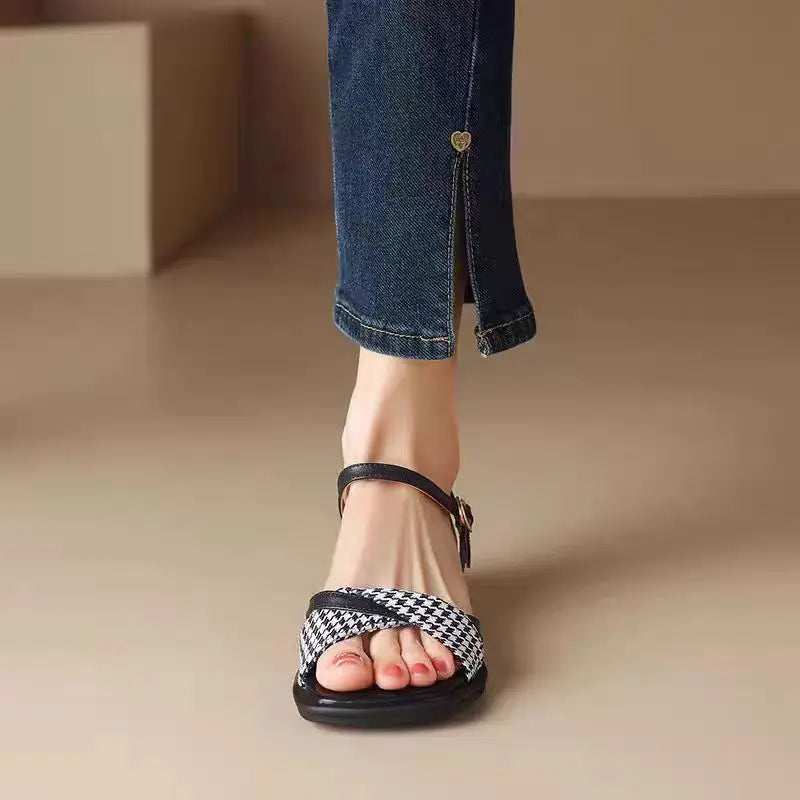 Comfina | Ankle Strap Sandals