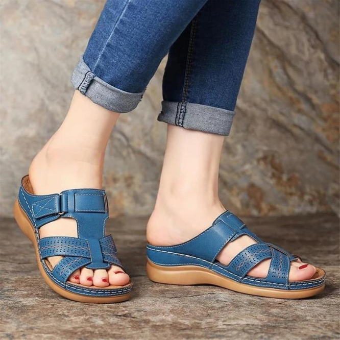 Camelle - Comfy Sandals