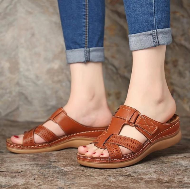 Camelle - Comfy Sandals