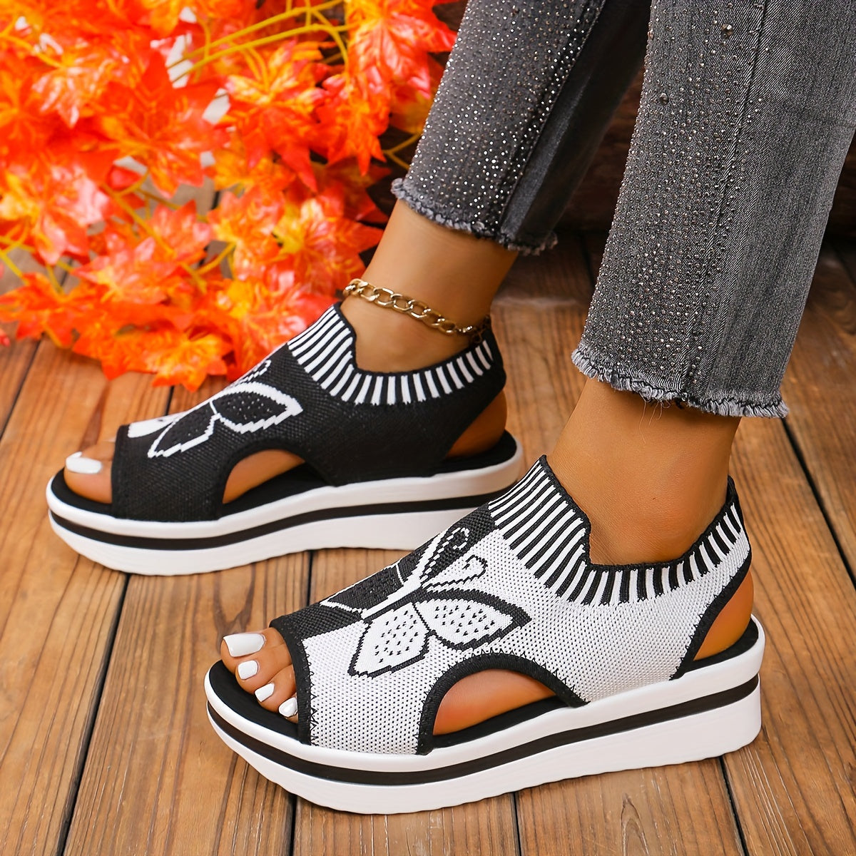 Selvina | Walking Sandals Women